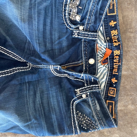 Jeans - Picture 2 of 2